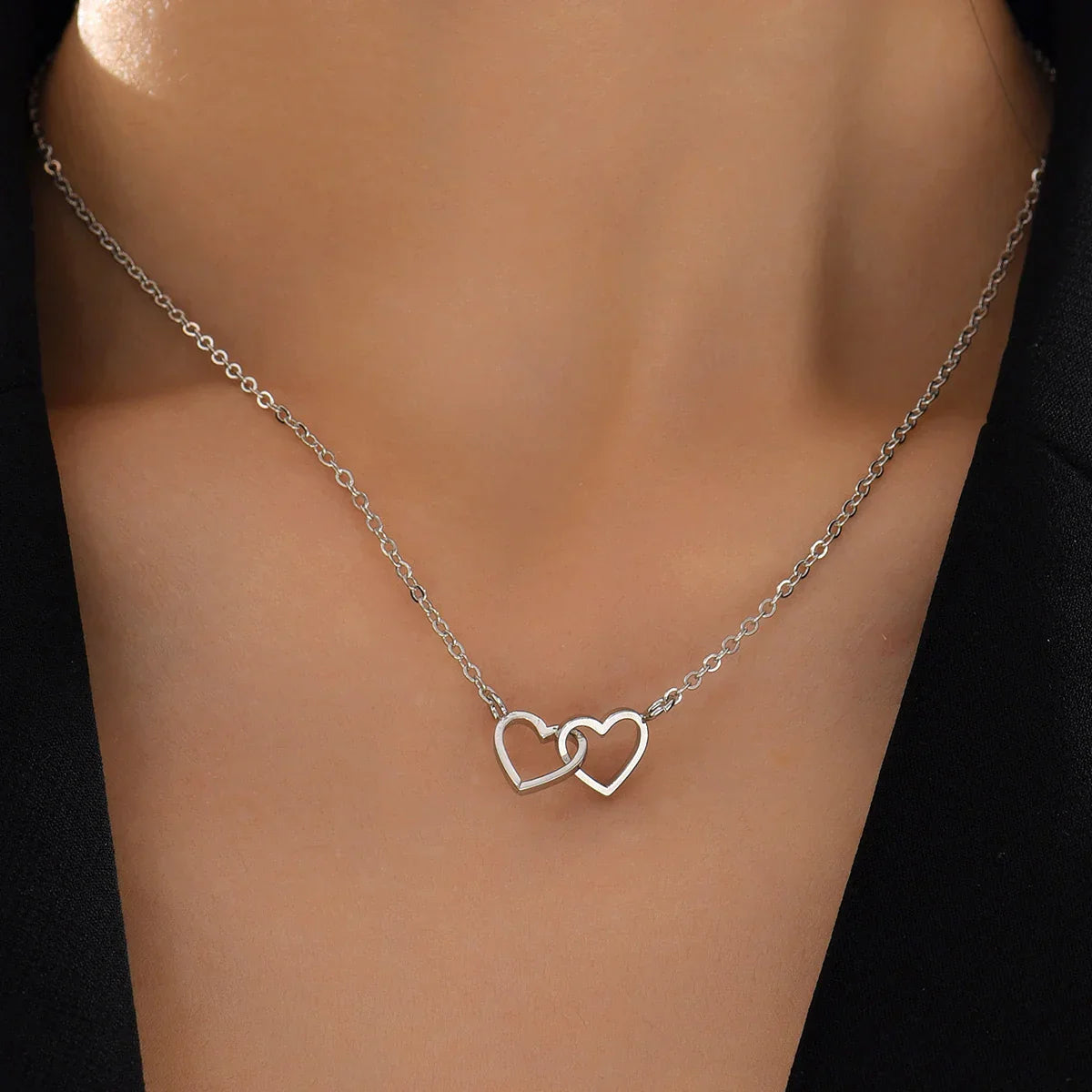 Colar Feminino Tiny Double Hollow Heart